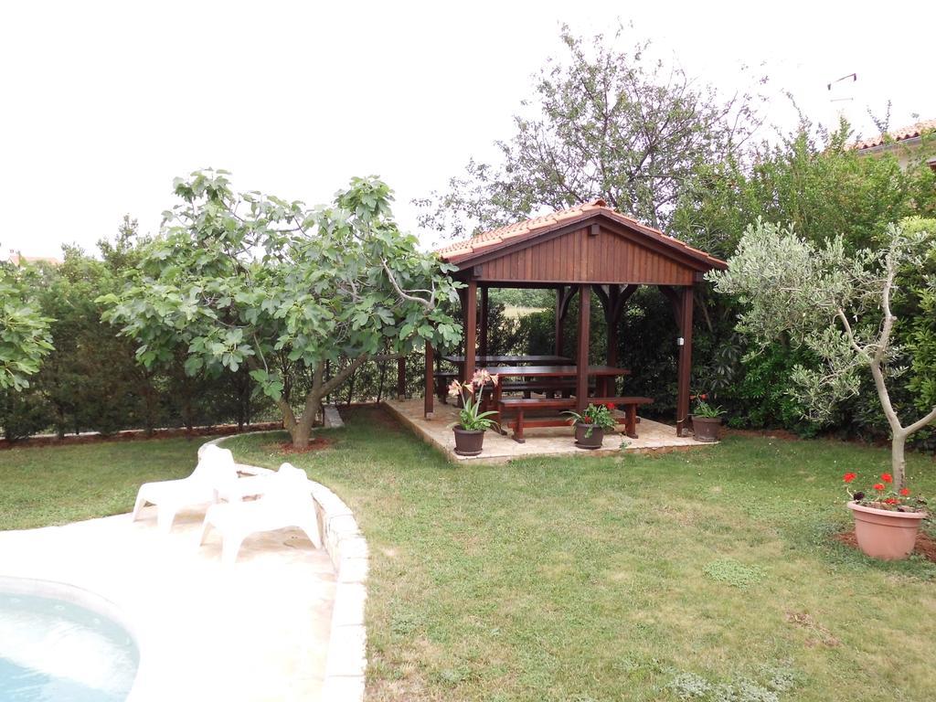 Guesthouse Villa Lena Premantura Room photo